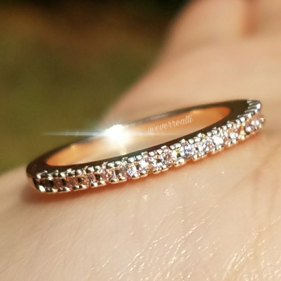 NEW Rose Gold Simple Round Diamond Band Ring - Picture 2 of 6